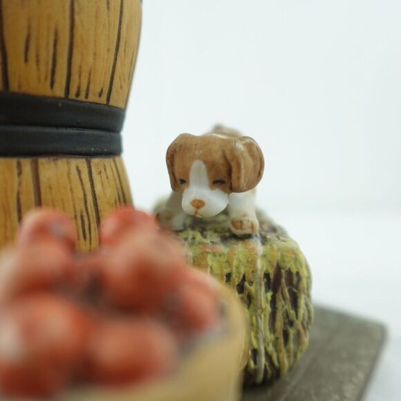 Cute Cats! Porcelain Sculpture Collection Hide & Seek The Danbury Mint - Picture 5 of 9